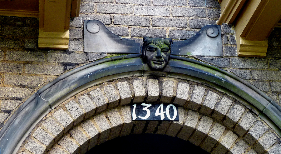 1340 w clifton blvd.jpg