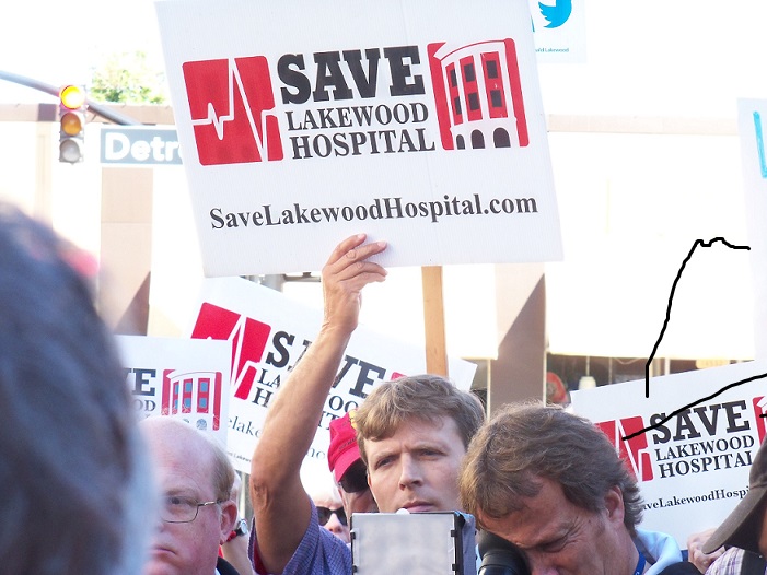 Bullock with SLH sign.JPG