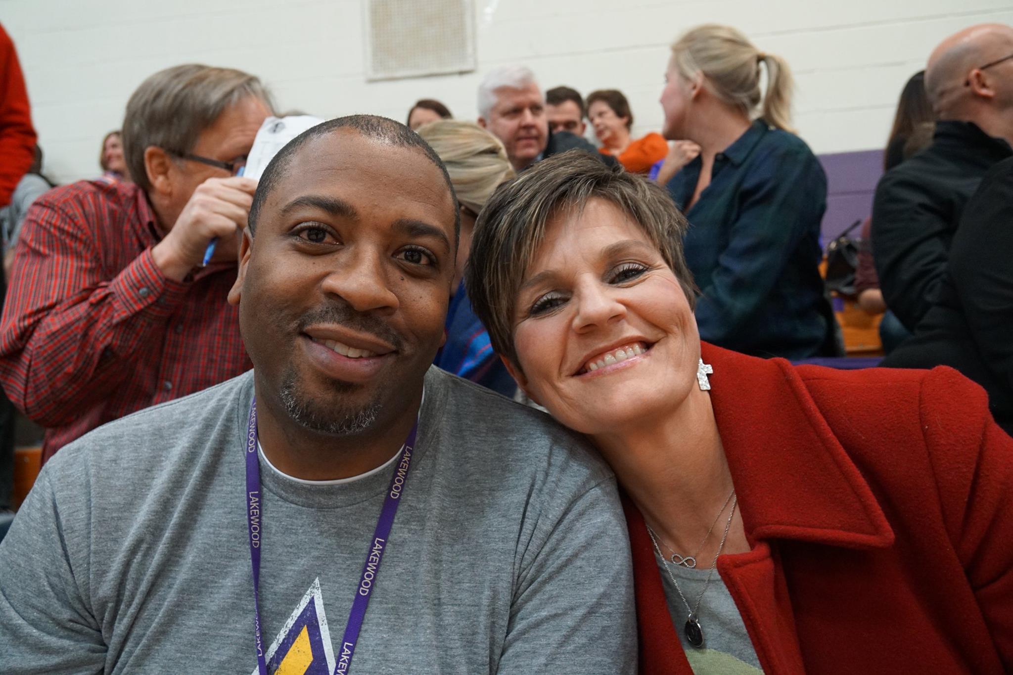 Coach harper and wife.jpg