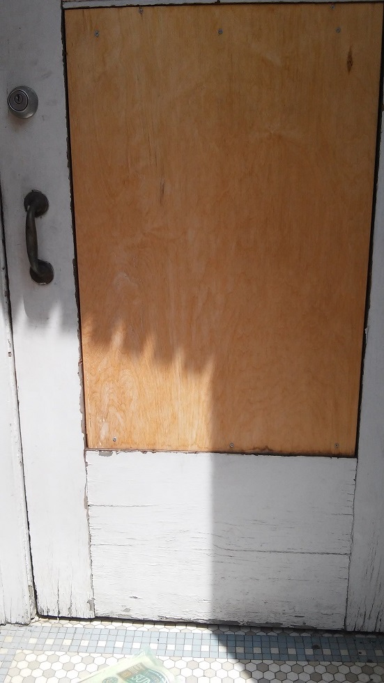 13380 Madison door.jpg