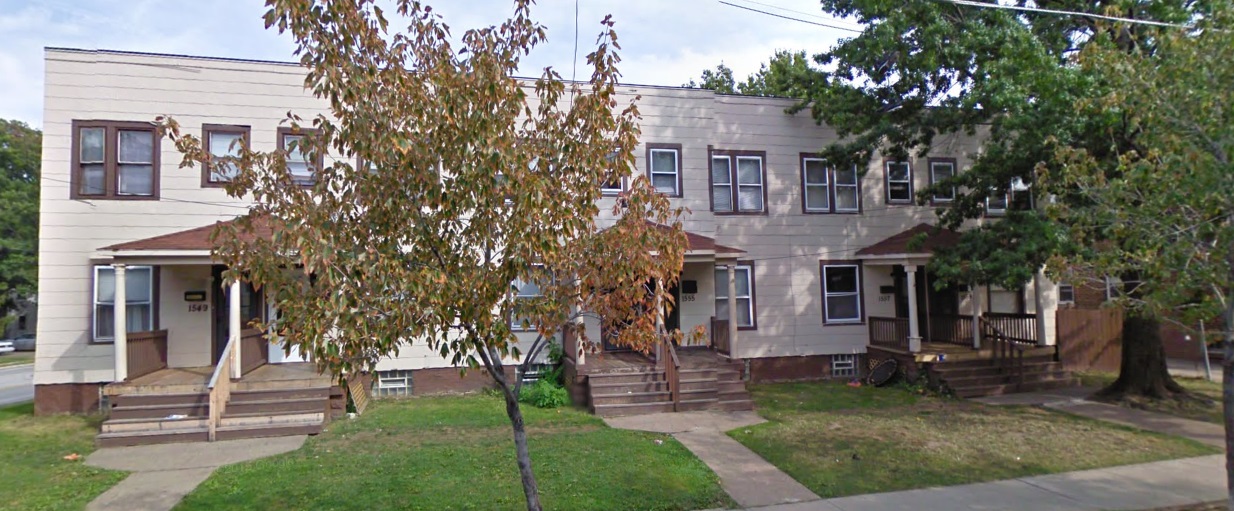 1549 59 Lakewood.jpg